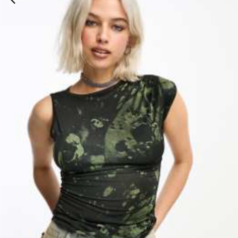 Green Tie-Dye Sleeveless Top